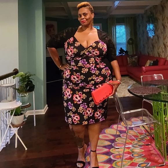 Meet your Posher, Jasmine - Picture 1 of 2